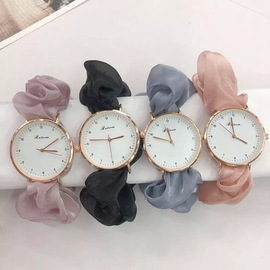 Fashionable Scrunchies Ladies Watch Multicolor Round Dial